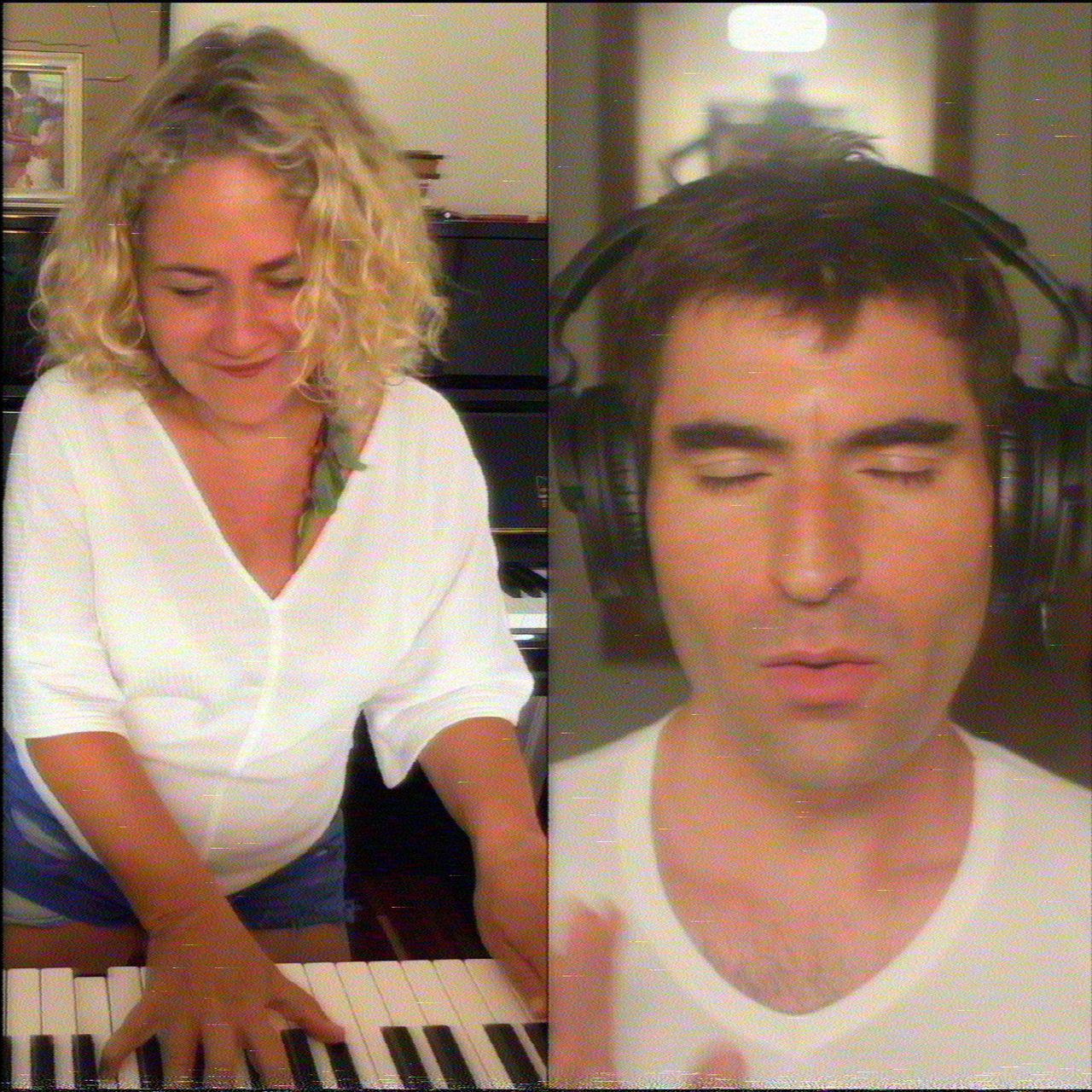 A thumbnail from the music video featuring Delia Fischer singing and playing piano as well as me singing. Une vignette du clip vidéo dans laquelle Delia Fischer chante et joue du piano tandis que je chante.